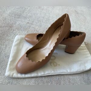 Chloé Scalloped Leather Pumps Nude Beige Block Heel EU 39.5 Made in Italy